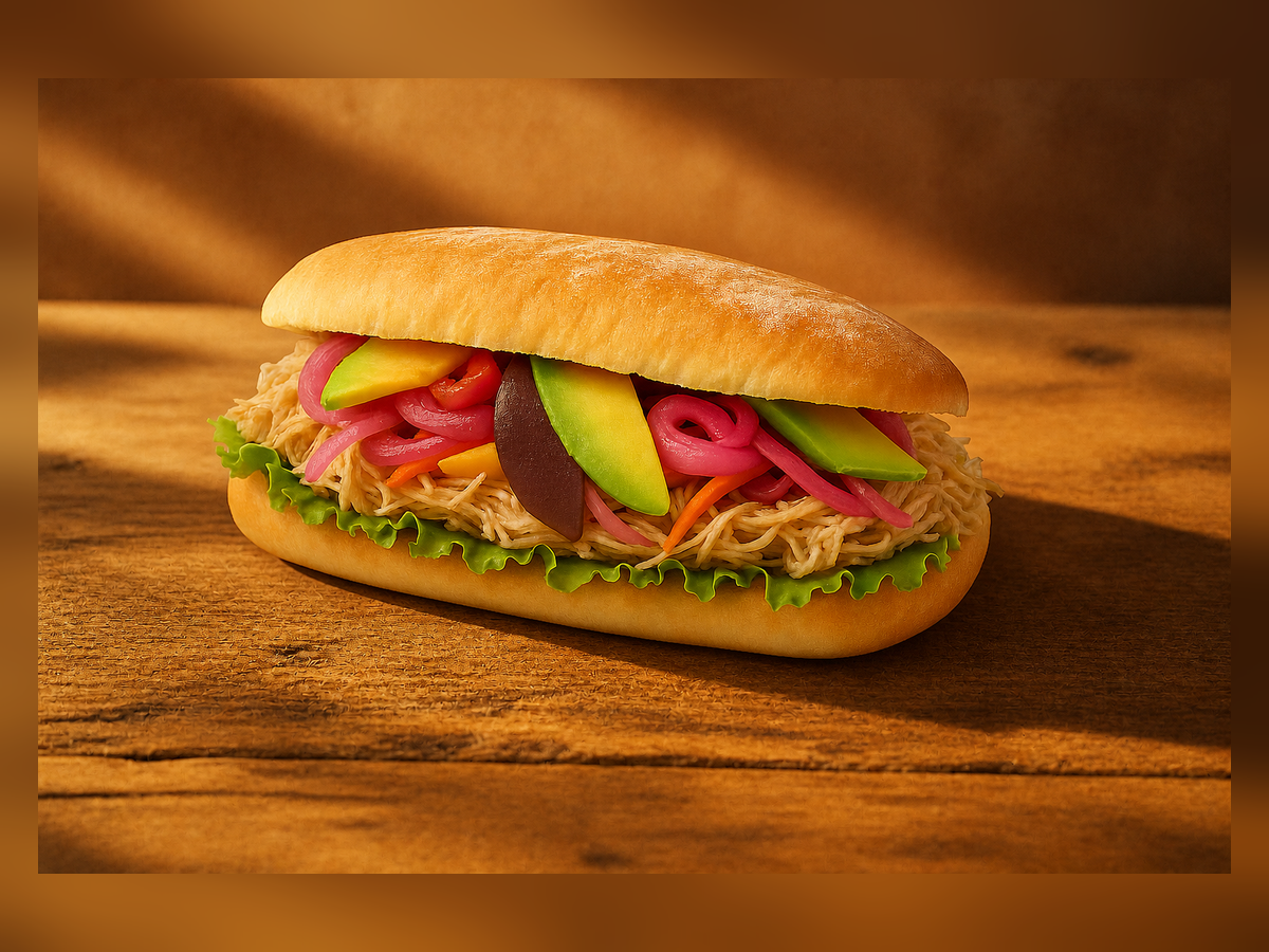 Nohoch Torta de pollo de Los Primos